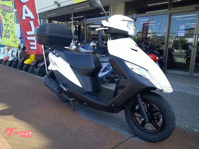 アドレス１２５　ＤＴ１１Ａ　４サイクルエンジン　フューエルインジェクション車　リヤボックス付き　ホワイト