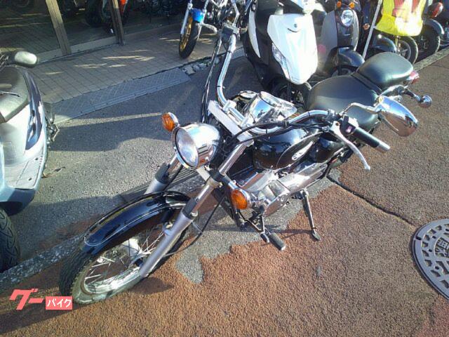 ヤマハ ドラッグスター250 空冷4サイクルVツインエンジン