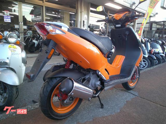 KYMCO スーパー9S 水冷2サイクルエンジン 前後ディスク
