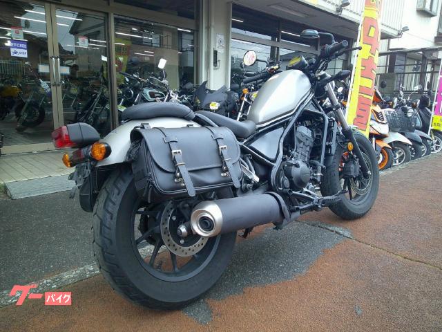 NO.4636　レブル２５０　ＡＢＳ付き　水冷４サイクル単気筒２５０ｃｃ　フューエルインジェクション車　サイドバックサポート付き　ブラック　☆彡 ホンダ レブル250 ABS付き 水冷4サイクル単気筒エンジン