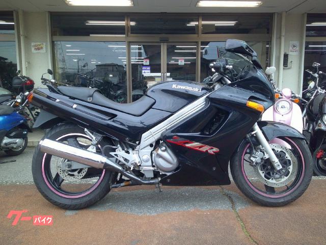 NO.2598　ＺＺＲ２５０　水冷４サイクル８バルブ２気筒２５０ｃｃエンジン　ブラック　☆彡 kawasaki_zzr250_20251024_04.webp