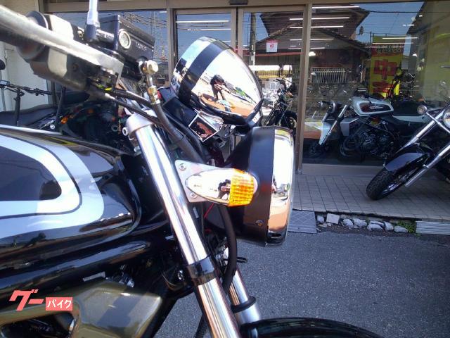 カワサキ BALIUS 水冷4サイクル4気筒エンジン ブラック
