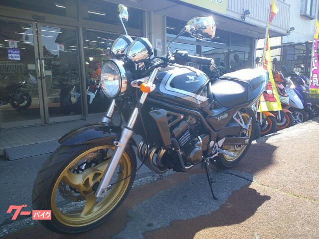 NO.2918　バリオス（ＢＡＬＩＵＳ）　水冷４サイクル１６バルブ４気筒２５０ｃｃ　シルバー　☆彡 250でもカワサキ4気筒サウンド」「初期のモノショック派も」硬派250