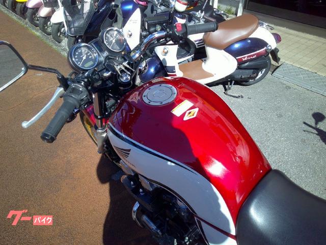 NO.5187　ＣＢ７５０　ＲＣ４２　空冷４サイクル４気筒エンジン　ＥＴＣ付き　グリップヒーター付き　レッド＆ホワイト CB750/ホンダ RC42 空冷4サイクル4気筒エンジン グリップヒーター付き