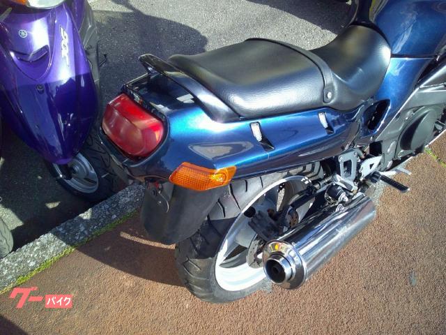 カワサキ ZZ－R400 水冷4サイクル4気筒 後期モデル フルカウル