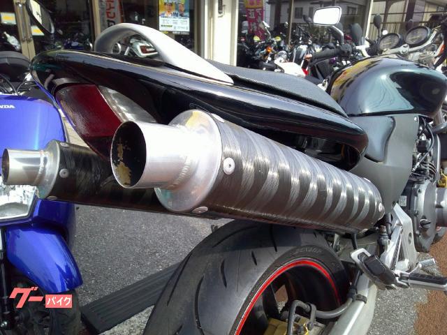 NO.4270　ホーネット２５０（ＨＯＲＮＥＴ）　水冷４サイクル１６バルブ４気筒２５０ｃｃ　ＷＲ’Ｓマフラー　ライトバイザー　メタリックグリーン　☆彡 ホンダ HORNET 水冷4サイクル16バルブ4気筒250cc
