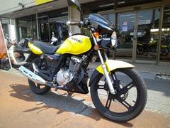 スズキ　ＥＮ１２５　空冷４サイクル単気筒　ギヤポジションインジケーター　リヤキャリア付き　イエロー