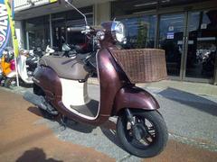 ホンダ　ジョルノ　４サイクルエンジン　フューエルインジェクション車　前カゴ付き　ブラウンメタリック