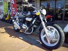 ホンダ　Ｖ−ＴＷＩＮ　ＭＡＧＮＡ　Ｖツインエンジン　ブラック