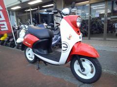 ヤマハ　Ｅ−ビーノ　ＥＶ車　　電動スクーター　　オレンジ＆ホワイト