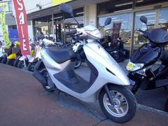 スマートDio(ホンダ) ゴールド・シルバー系・金・銀色のバイク一覧