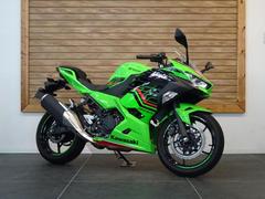 カワサキ　Ｎｉｎｊａ　４００　ＫＲＴエディション