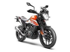 ＫＴＭ　２５０アドベンチャー　２０２２年