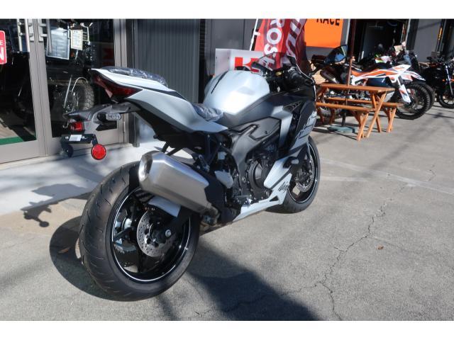 カワサキ Ninja ZX－4R SE 2025年モデル｜司
