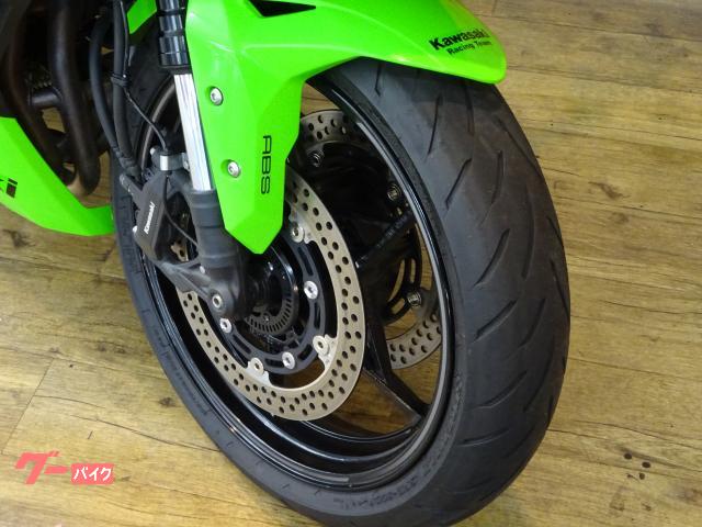 車両情報:カワサキ Ninja ZX−4RR | シークレットモーター