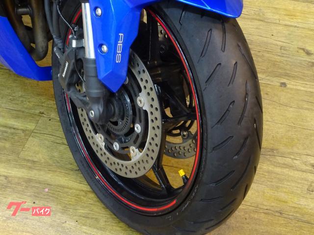 カワサキ Ninja ZX－4R SE 最新2025年モデル