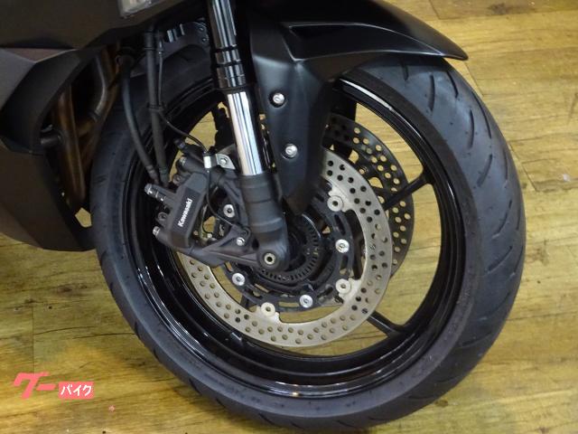 カワサキ Ninja ZX－4R SE ABS ETC2．0