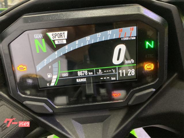 カワサキ Ninja ZX－4RR ABS エンジンガード