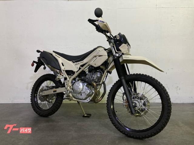 カワサキ KLX230シェルパ ABS 2025年モデル ホワイト
