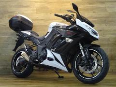 カワサキ　Ｎｉｎｊａ　１０００　パワーボックスマフラー　トップケース