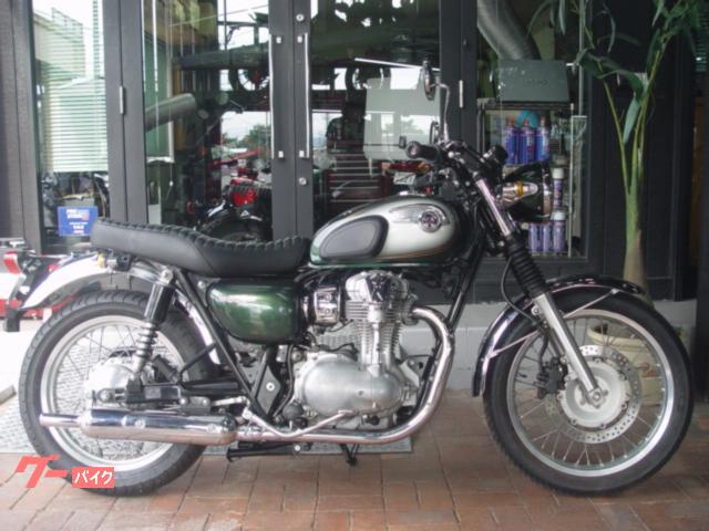 Ｗ８００