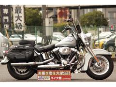 ＨＡＲＬＥＹ−ＤＡＶＩＤＳＯＮ　ＦＬＳＴＣ　ヘリテイジソフテイルクラシック　ハイウェイペグ装備