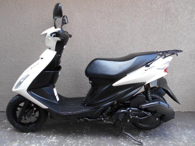スズキ アドレスV125S タイヤ新品 ノーマル｜ビクトライクル