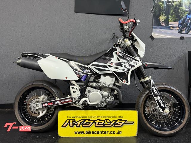 ＤＲ−Ｚ４００ＳＭ　２００９年モデル　キャブ車　ノーマルマフラー　５速ＭＴ