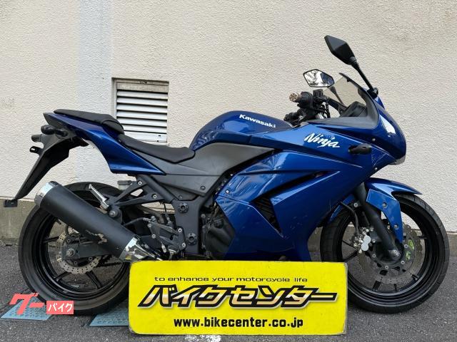 Ｎｉｎｊａ　２５０Ｒ　２０１１年モデル　インジェクション　ノーマルマフラー　６速マニュアル