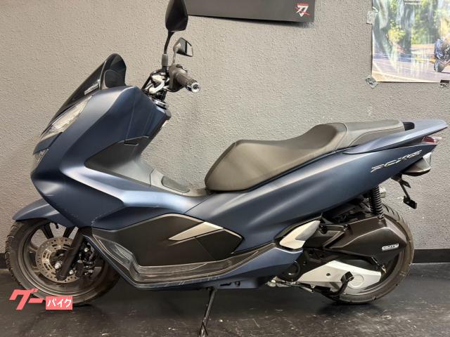 PCX綺麗JF81マフラービームス！グリップヒーターつき！ HONDA
