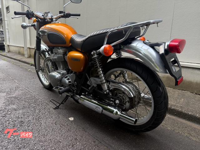 カワサキ W800 2011年モデル インジェクション リアキャリア