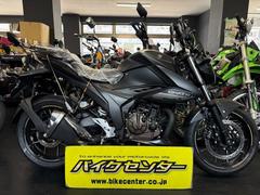 スズキ　ＧＩＸＸＥＲ　２５０　国内現行モデル　マットブラックメタリック　メーカー保証２年