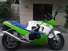 カワサキ　ＧＰＺ６００Ｒ　バックステップ　マフラー社外　車検２年付き