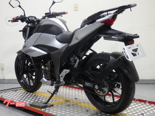 スズキ ＧＩＸＸＥＲ　２５０　ＥＤ２２Ｂ　国内モデル　ヨシムラマフラー装着　リアキャリア／グリップヒーター／ＵＳＢ　４４５０２の画像（山梨県