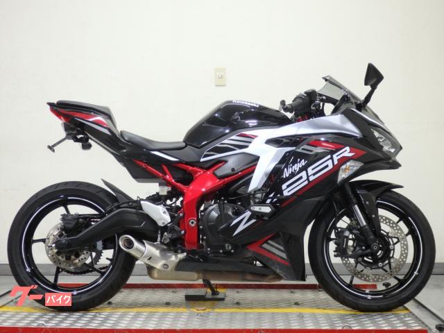 カワサキ Ｎｉｎｊａ ＺＸ－２５Ｒ ＳＥ クイックシフター標準装備