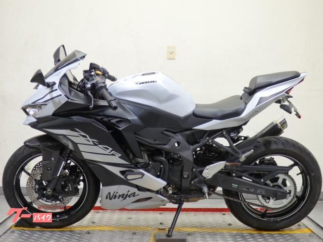 車両情報:カワサキ Ninja ZX−4R SE | リバースオート甲府