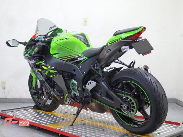 カワサキ Ninja ZX－10R スクリーン フェンダーレス