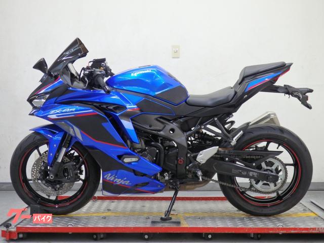 カワサキ Ninja ZX－4R SE スクリーン スライダー