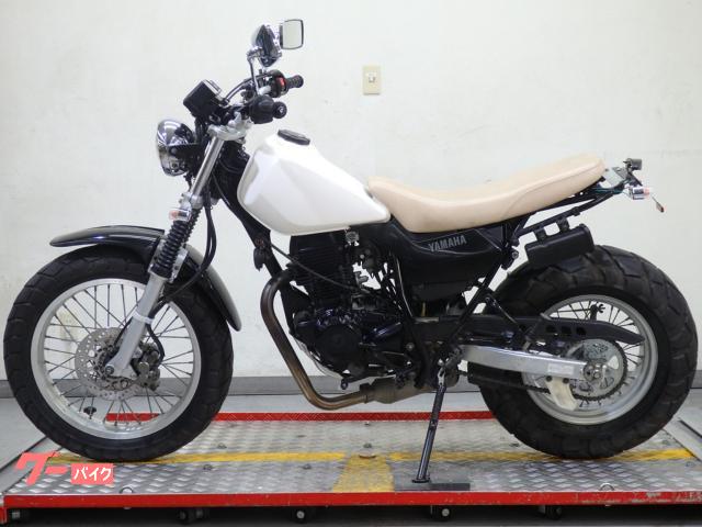 ヤマハ TW200 dg07j スーパートラップ ショートサイレンサー ヤマハ TW200E DG07J スーパートラップマフラー 76338