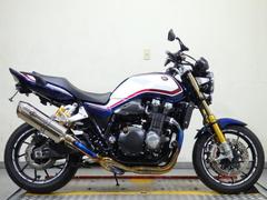 ホンダ　ＣＢ１３００Ｓｕｐｅｒ　Ｆｏｕｒ　ＳＰ　アールズ・ギアマフラー　モリワキバックステップ　７０５０５