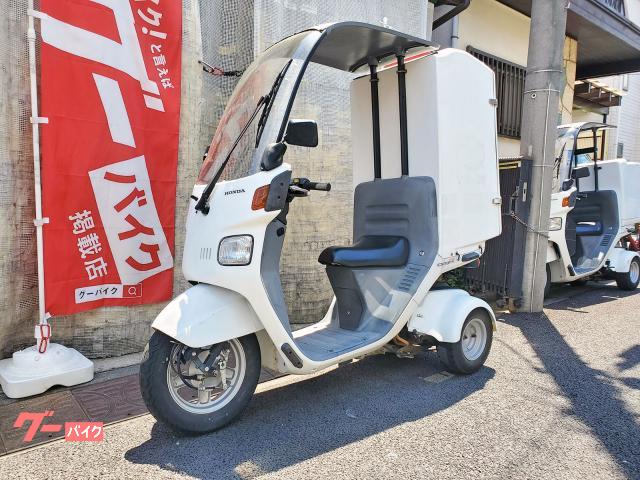 ジャイロキャノピー　２０１９年式　ＴＡ０３−１３０　現行最新モデル最終型　３００リットルＢＯＸ