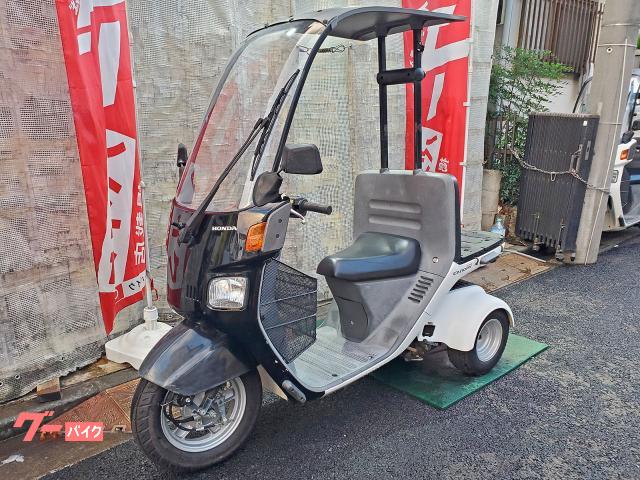 ジャイロキャノピー　２０２２年式　ＴＡ０３−１３１　インジェクション　ＦＩ　４スト後期型最終モデル