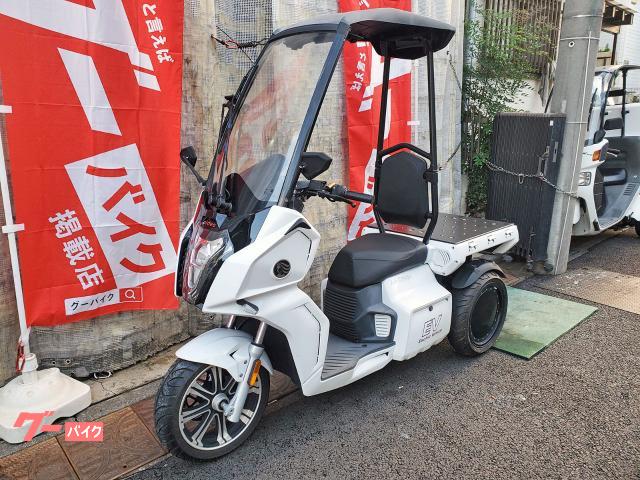 ＡＡ−カーゴ　α４　ＥＶバッテリー３．８５ｋＷｈ　電動パーキング　電動バック　０．６ｋＷインホイールモーター　原付一種