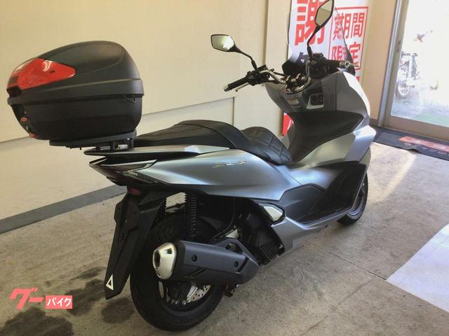 ホンダ PCX 2021年モデル／ロングスクリーン／GIVIトップ