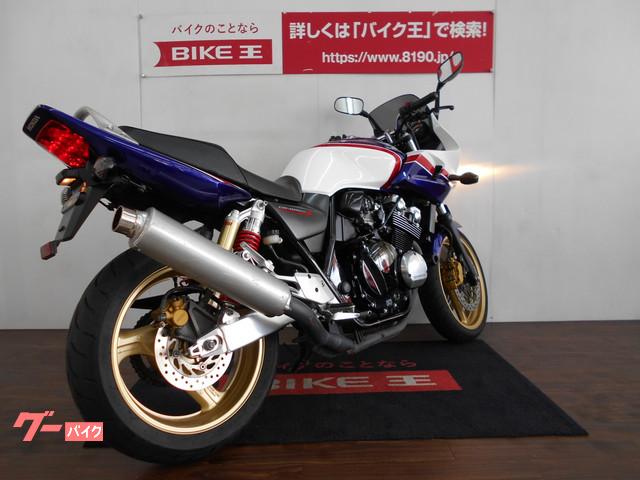 オートバイの性能から、使用の用途の幅広さまで、まさに非の打ち所のないバイクです! オートバイの性能から、使用の用途の幅広さまで、まさに非の打ち所のないバイクです!