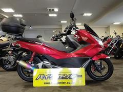 ホンダ　ＰＣＸ　ＪＦ５６　２０１８年モデル　モリワキマフラー　リアボックス