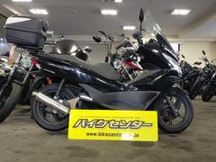 ホンダ　ＰＣＸ１５０　ＫＦ１８　２０１５年モデル　ロングスクリーン　グリップヒーター　ＥＴＣ　リアボックス