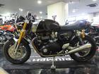 スラクストン1200RS 2024 ジェットブラック シルバーアイス