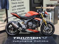 ＴＲＩＵＭＰＨ　スピードトリプル１２００ＲＳ　マットバハオレンジカラー