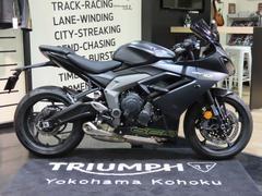 ＴＲＩＵＭＰＨ　デイトナ６６０　サテイングラナイトカラー　社外スクリーン　ワンオーナー車両
